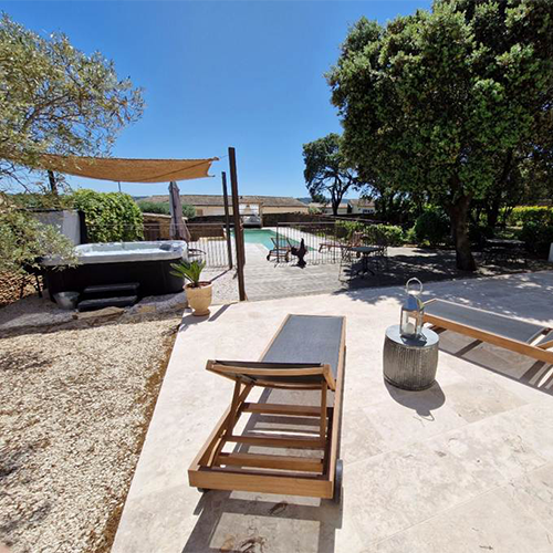 Piscine et jacuzzi